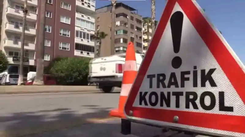Bayram tatilinin 7 gününde trafik kazalarında 55 kişi hayatını kaybetti, 7 bin 331 vatandaş ise yaralandı