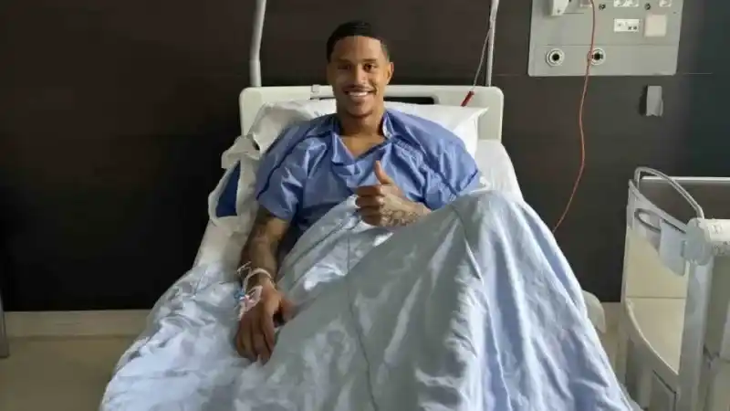 Fenerbahçe’de Jayden Oosterwolde ameliyat oldu