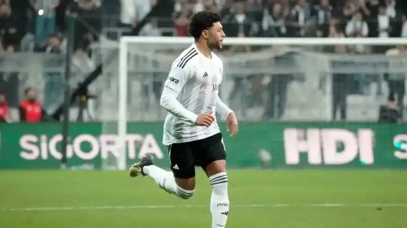 Alex Oxlade-Chamberlain 115 gün sonra sahada