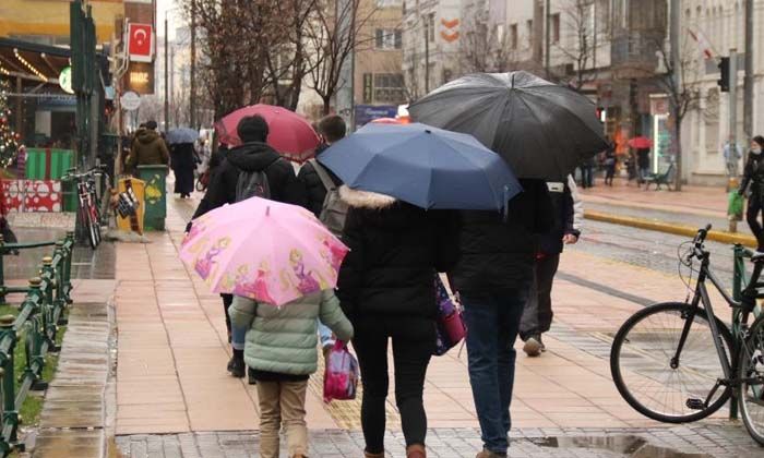 Meteorolojiden kuvvetli yağış uyarısı