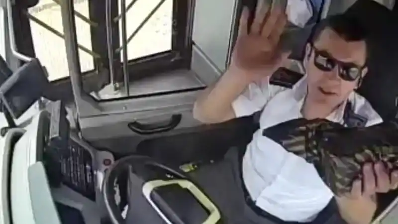 100 bin TL'yi halk otobüsünde unuttu