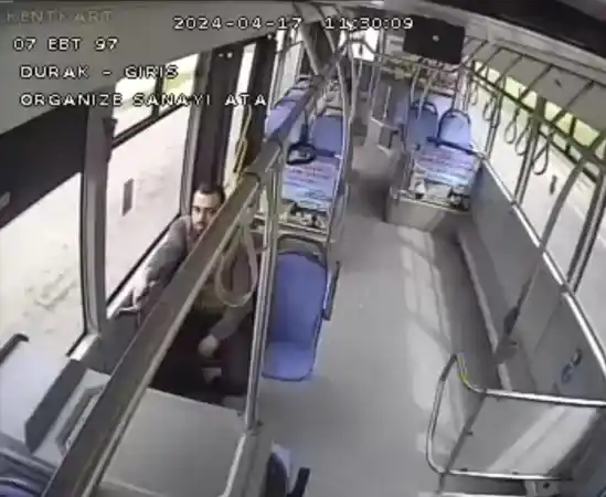 100 bin TL'yi halk otobüsünde unuttu