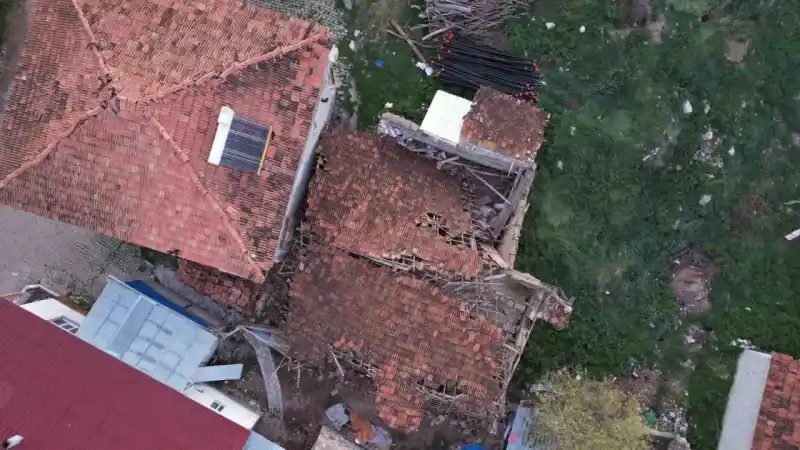 Tokat’ta korkutucu depremin izleri gün ağarınca ortaya çıktı