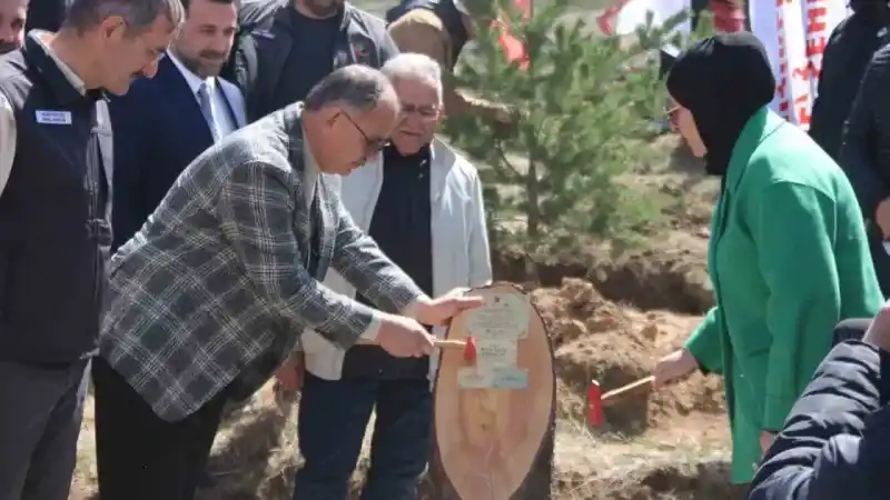 Bakan Özhaseki: "485 milyar liralık bir destekle İstanbul’u dönüştürmeye gayret edeceğiz"