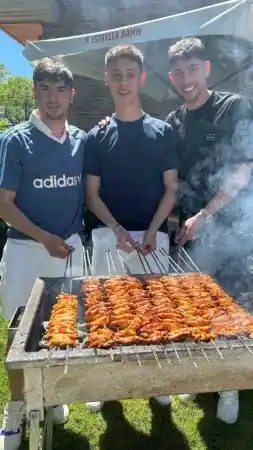 Arda Güler, takım arkadaşlarıyla mangal yaptı, halay çekti