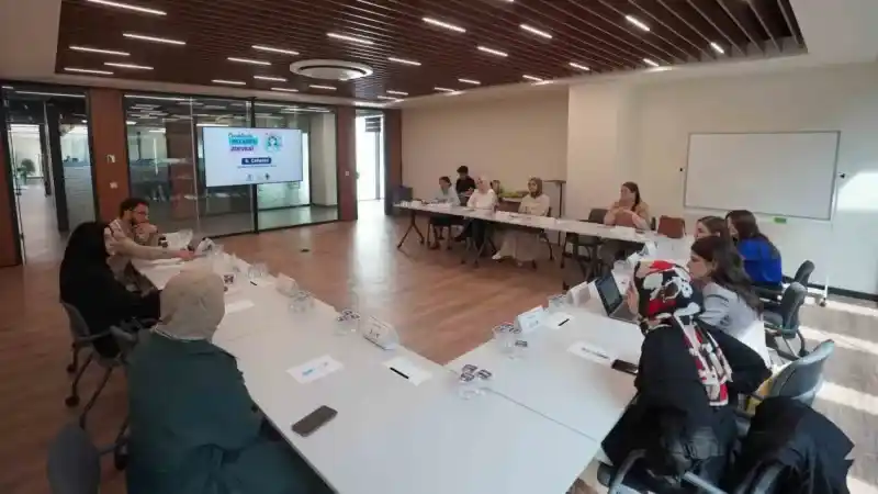 Başakşehir’de “çocuklarla felsefe zirvesi” yapıldı