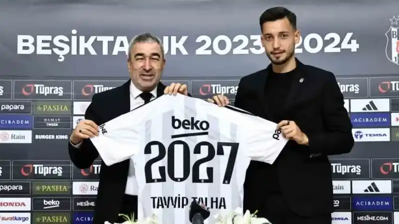 Beşiktaş, Tayyip Talha Sanuç ile 3 genç futbolcusunun sözleşmesini yeniledi