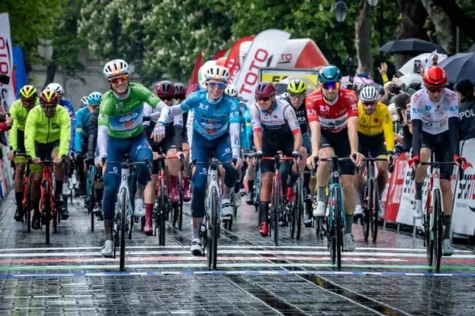 59. Cumhurbaşkanlığı Bisiklet Turu’nu Frank van den Broek kazandı 59. Cumhurbaşkanlığı Bisiklet Turu’nu Frank van den Broek kazandı