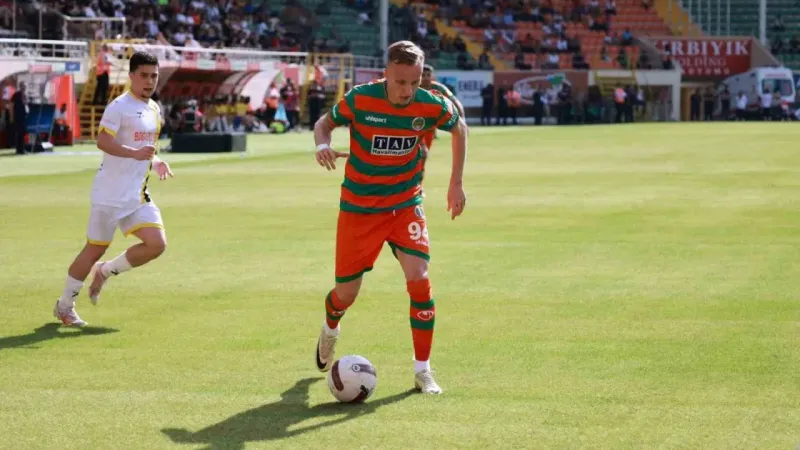 Alanyaspor'dan İstanbulspor'a yarım düzine gol Alanyaspor'dan İstanbulspor'a yarım düzine gol