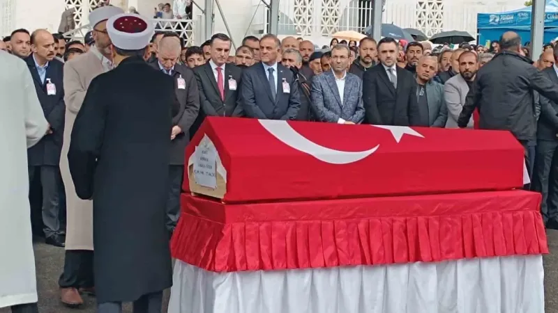 Adıyaman’da şehit olan Komiser Gökhan Özer son yolculuğuna uğurlandı Adıyaman’da şehit olan Komiser Gökhan Özer son yolculuğuna uğurlandı