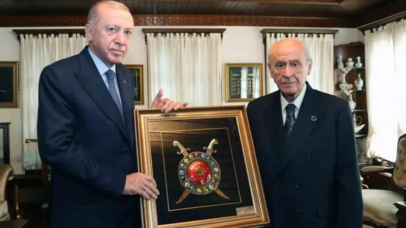 Cumhurbaşkanı Erdoğan, MHP Lideri Bahçeli’yi ziyaret etti