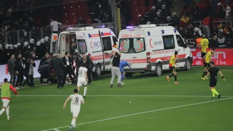 İzmir’deki olaylı derbide fişekçiye 15 yıl hapis