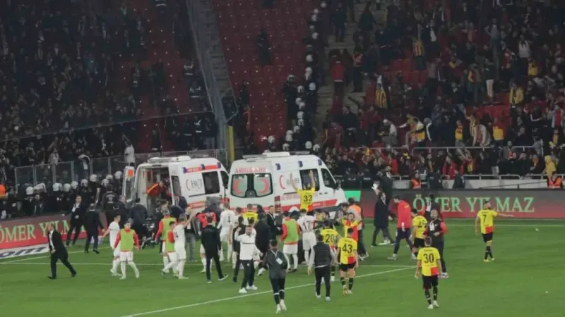 İzmir’deki olaylı derbide fişekçiye 15 yıl hapis