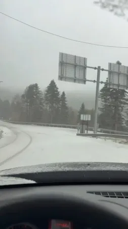 Uludağ’da Mayıs ayında kar sürprizi