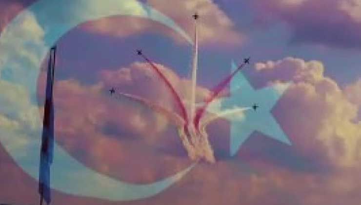 Türk Yıldızları’ndan Belçika semalarında nefes kesen gösteri