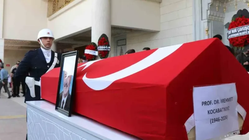 Eski Devlet Bakanı Kocabatmaz törenle son yolculuğuna uğurlandı
