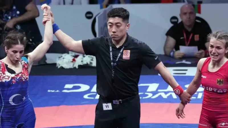 Güreşte Dünya Olimpiyat Elemeleri, İstanbul’da devam ediyor