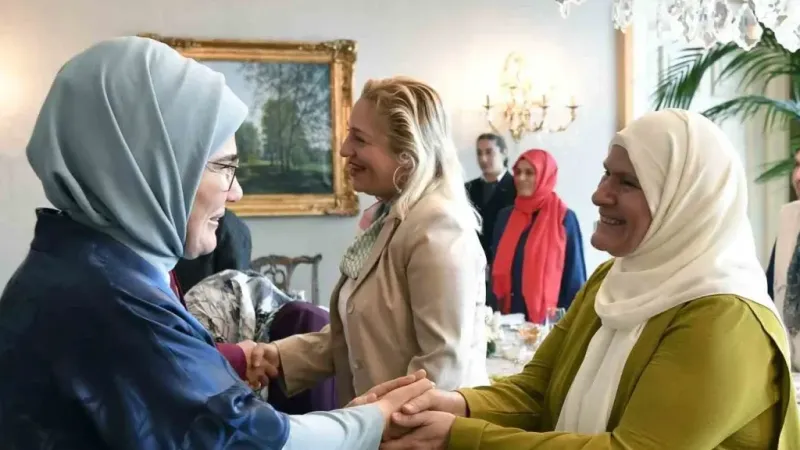 Emine Erdoğan, Anneler Günü vesilesiyle Devlet Konukevi’nde anneleri ağırladı: