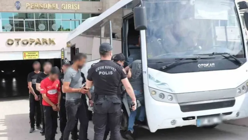 Asayiş ve diğer suçlardan aranan 160 kişiye eş zamanlı operasyon