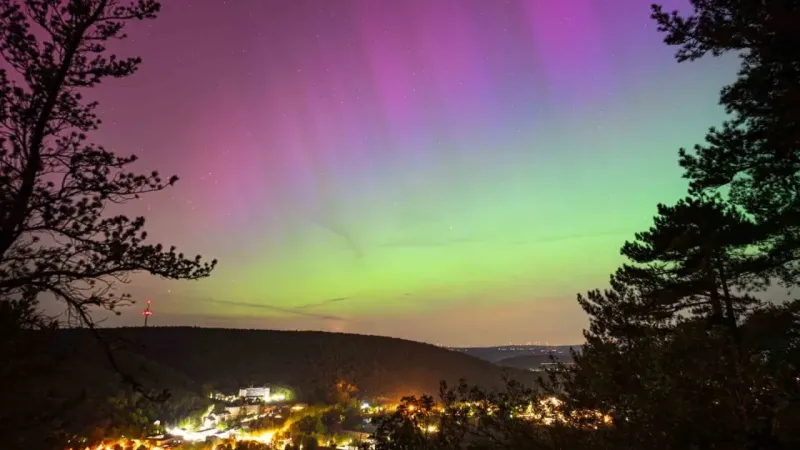 Güneş patlaması sonucu Almanya’da Kuzey Işıkları görüldü