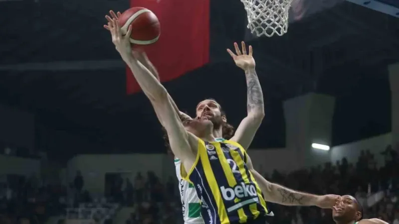 Türkiye Sigorta Basketbol Süper Ligi: Bursaspor: 112 - Fenerbahçe: 116