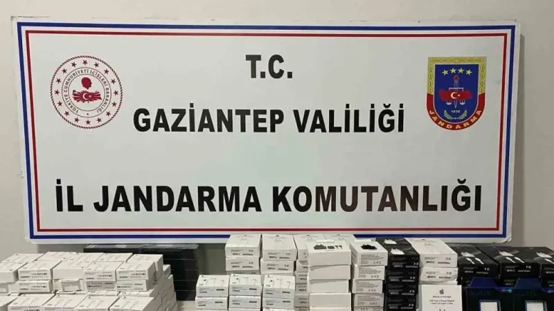 23 milyon liralık kaçakçılık vurgununa jandarma darbesi: 2 gözaltı