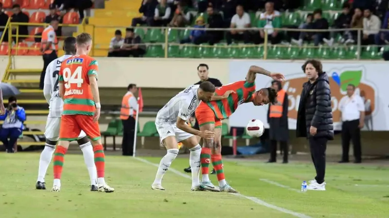 Beşiktaş, Alanyaspor'dan deplasmanından 1 puanla dönüyor