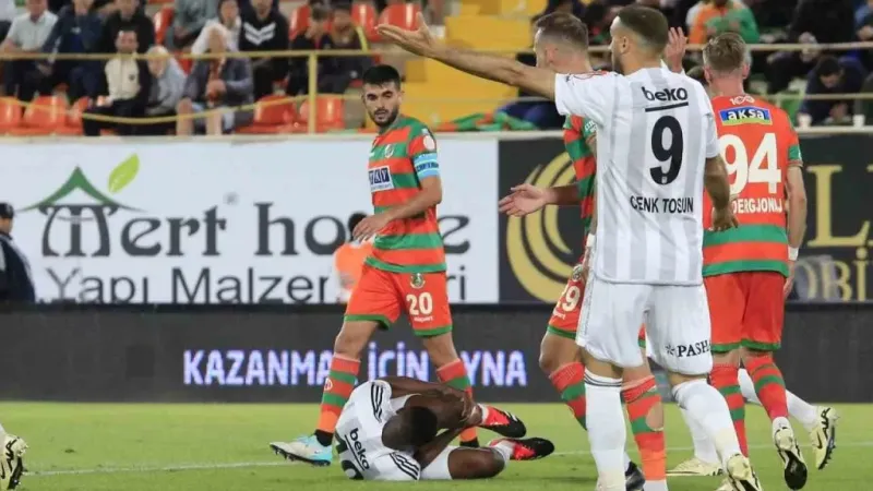 Trendyol Süper Lig: Alanyaspor: 1 - Beşiktaş: 1 (Maç sonucu)