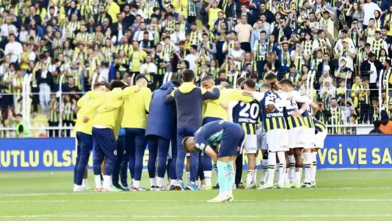 Fenerbahçe, şampiyonluk umudunu son 2 haftaya taşıdı