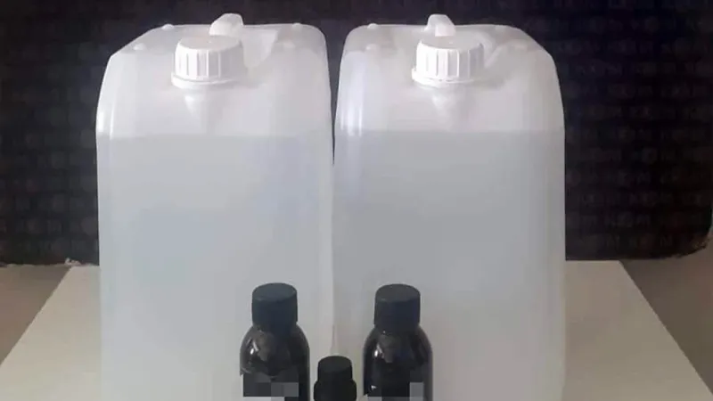 OSB’deki iş yerine operasyon: Yüzlerce uzun namlulu silah fişeği ele geçirildi