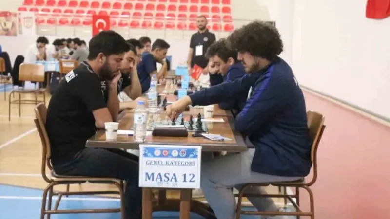 ÜNİLİG Satranç Türkiye Şampiyonası, Sivas’ta başladı