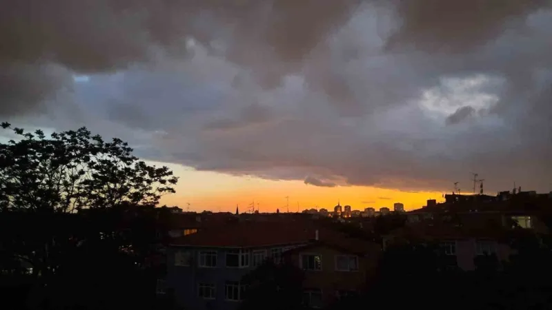 Fatih’te gün batımı kartpostallık görüntüler oluşturdu