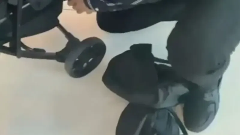 İstanbul Havalimanı’nda ilginç operasyon: Bebek arabasından servet çıktı