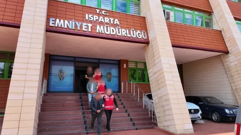 Cep telefonunu kaybetti, hesabından 100 bin lira çekildi