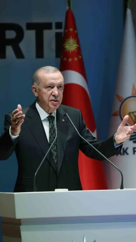 Cumhurbaşkanı Erdoğan: "Halkla araya mesafe koymanın bizim siyaset geleneğimizde yeri yoktur”