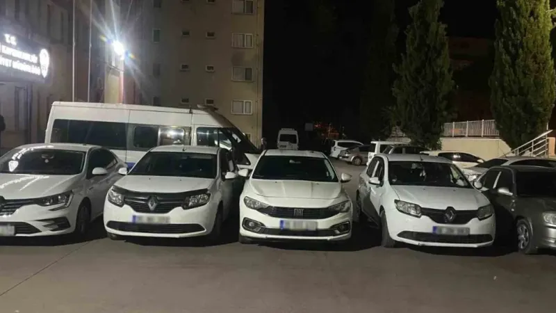 Bin 500 dolar karşılığında Yunanistan’a kaçıracaklardı