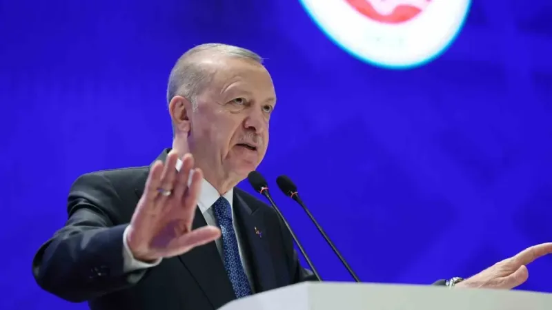 Cumhurbaşkanı Erdoğan: "Çerçevesini darbecilerin çizdiği sorunlu anayasa ile yola devam edemeyiz"