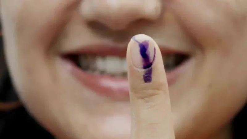 Hindistan’da aşırı sıcaklarda 33 seçim görevlisi hayatını kaybetti