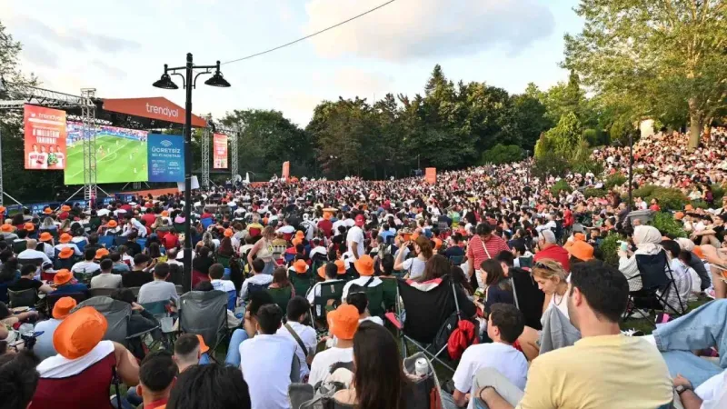 Çekya-Türkiye maçı dev ekranda izlenebilecek Çekya-Türkiye maçı dev ekranda izlenebilecek