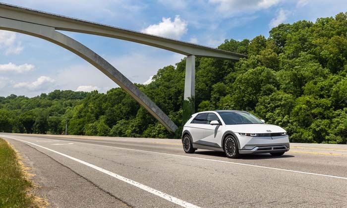 Hyundai IONIQ 5 bir günde iki ödül birden aldı