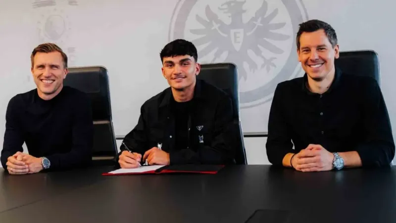 Can Uzun, Eintracht Frankfurt’a transfer oldu