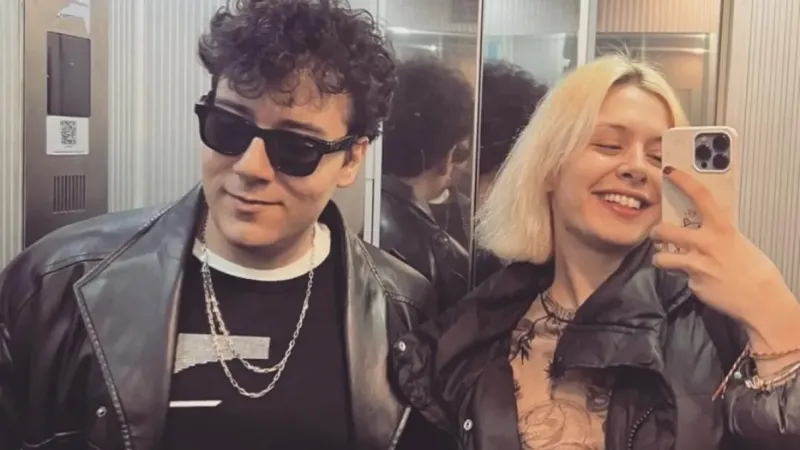 Sosyal medya fenomeni Enes Batur ve Zelal Işıl Özdemir kaza yaptı