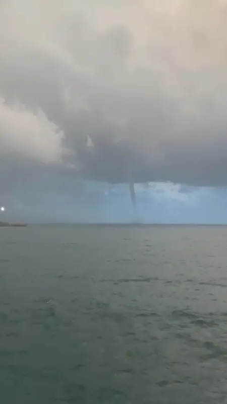 İskenderun körfezinde hortum