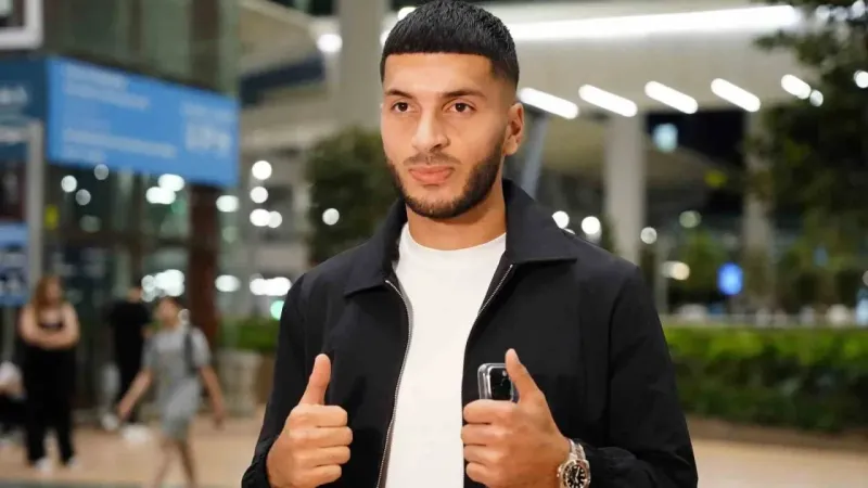 Fenerbahçe’nin yeni transferi Oğuz Aydın, İstanbul’a geldi