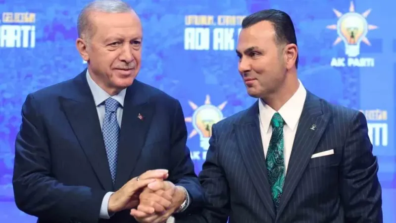 İYİ Parti’den istifa edip AK Parti’ye geçen İzsiz: “Tekrar yuvamda olmanın mutluluğunu yaşıyorum”