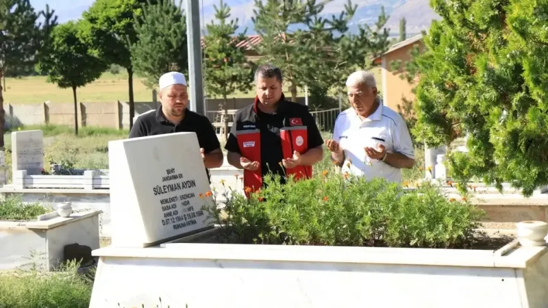 Türkiye’nin ilk terör şehidinin ailesi yalnız bırakılmadı Türkiye’nin ilk terör şehidinin ailesi yalnız bırakılmadı