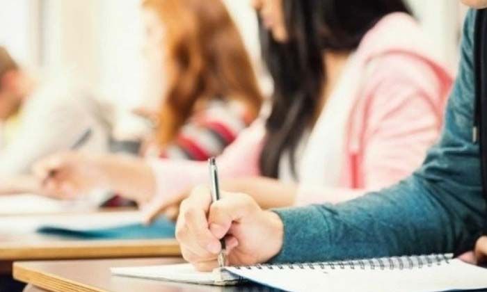 Üniversite adayları YKS’de 12. sınıf ikinci dönem müfredatından muaf olacak