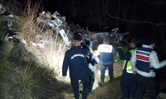 Malatya’da kamyon şarampole yuvarlandı! 7 kişi hayatını kaybetti