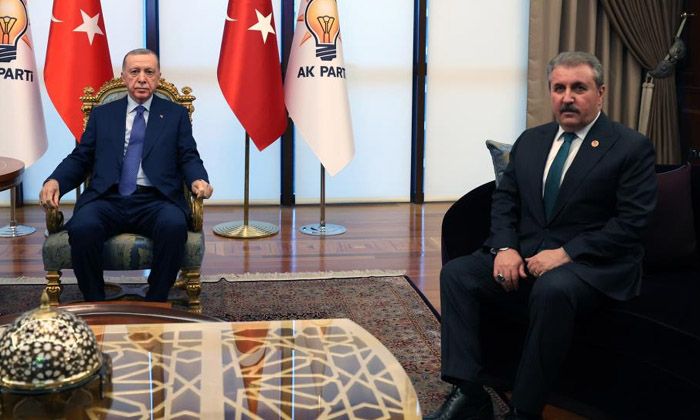 Destici: Cumhurbaşkanımız ve AK Parti heyetiyle faydalı bir görüşme gerçekleştirdik