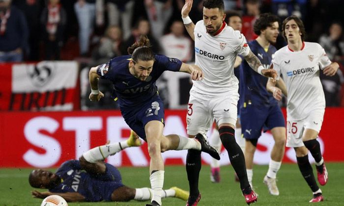 Fenerbahçe, İspanyol ekibi Sevilla’ya kaybetti